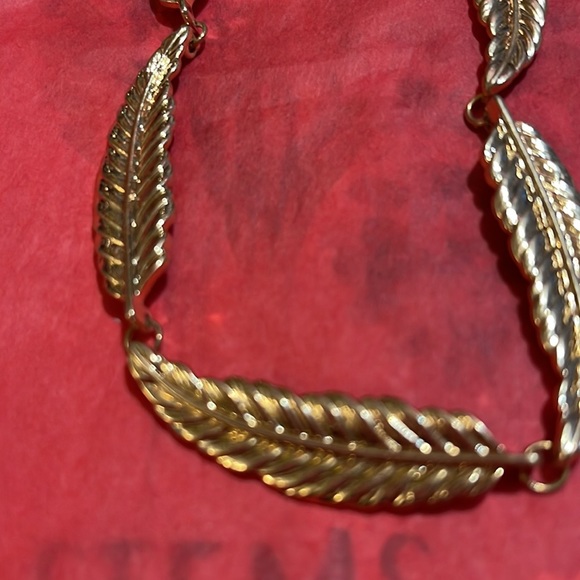 Necklace Set - Picture 2 of 4